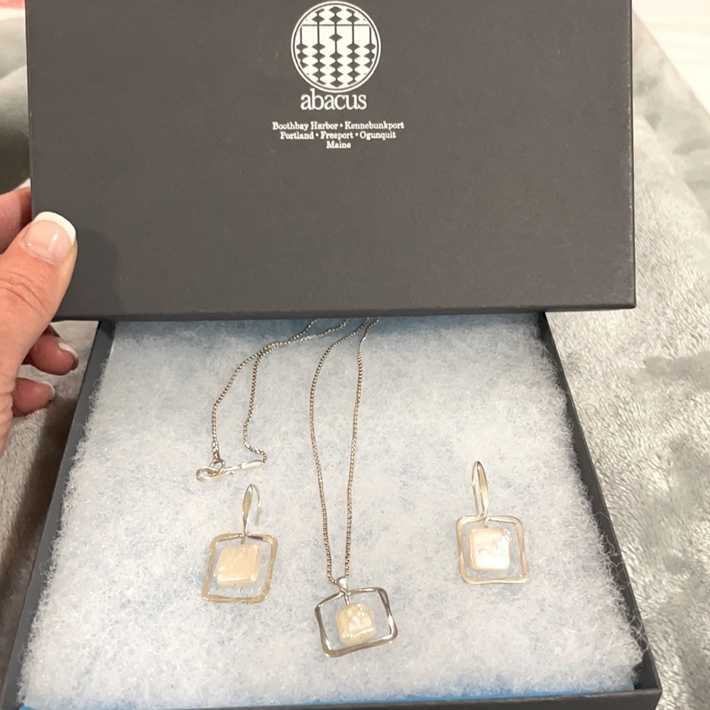 Pearl/silver artisan Ed Levin Necklace and Earings